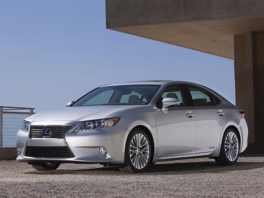  Lexus ES300h 2012 года  (фото 39 из 44)